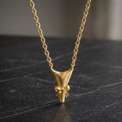 Collana con fiore